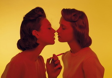 Proportional_227_commercialmaurizio_cattelan___2_