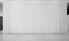 Proportional_227_miksyswhitecurtain