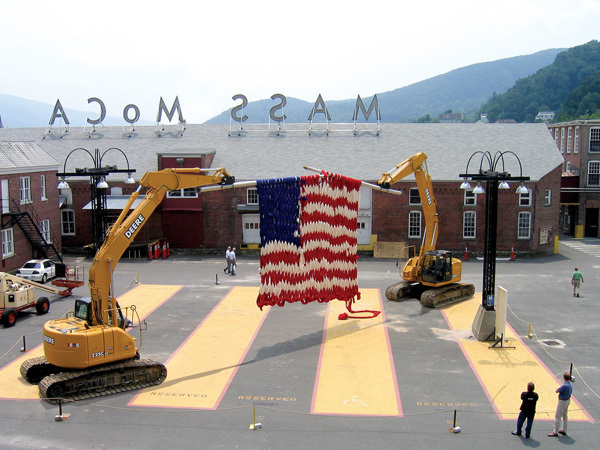 Proportional_710_dave-cole-the-knitting-machine-mass-moca-2005-600width
